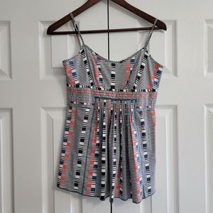 BCBGMaxAzria Poplin Sleeveless Blouse Geo Print Women’s XS 25” Length